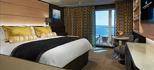 The Haven Courtyard Penthouse with Balcony