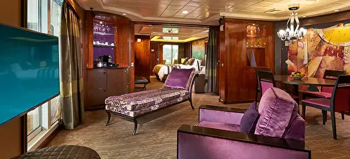 The Haven Deluxe Owner's Suite with Balcony