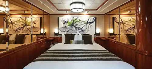 The Haven Courtyard Penthouse with Balcony