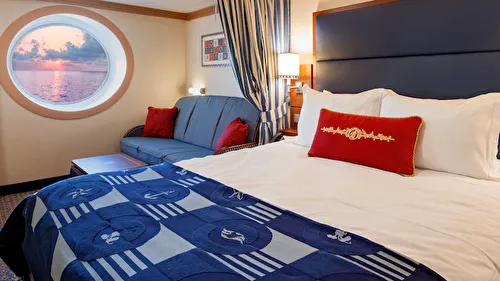 Deluxe Oceanview Stateroom