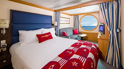 Deluxe Oceanview Stateroom
