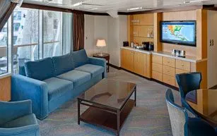 AquaTheater Suite with Large Balcony - 2 Bedroom