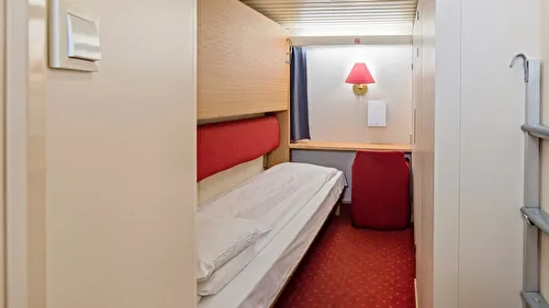 Unspecified cabin Polar Inside