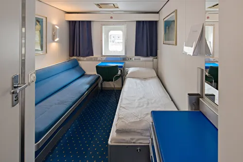 Unspecified cabin Polar Outside