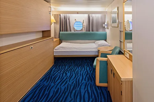 Unspecified Cabin Arctic Superior