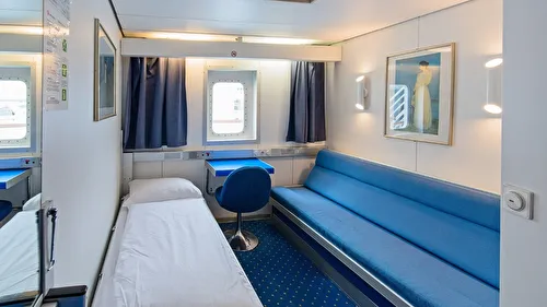 Unspecified cabin Polar Outside