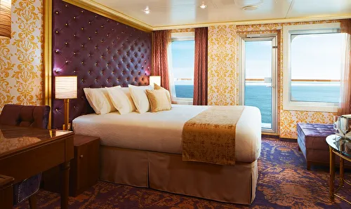 Suite with Ocean View Balcony