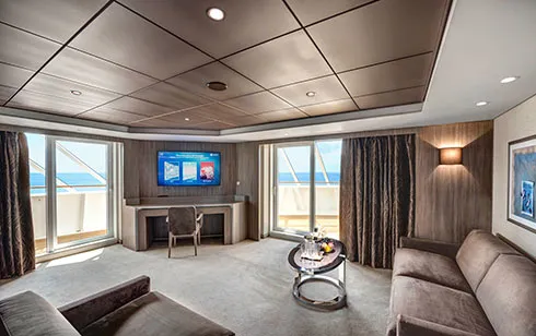 YACHT CLUB ROYAL SUITE