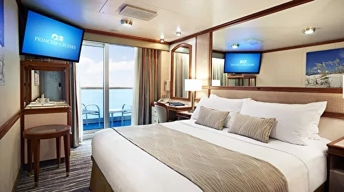 Premium Balcony Two Lower Beds