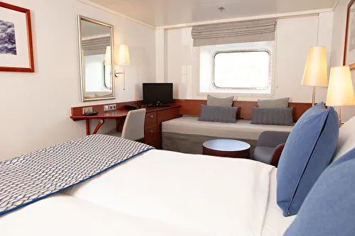 Exterior Cosmos Cabin