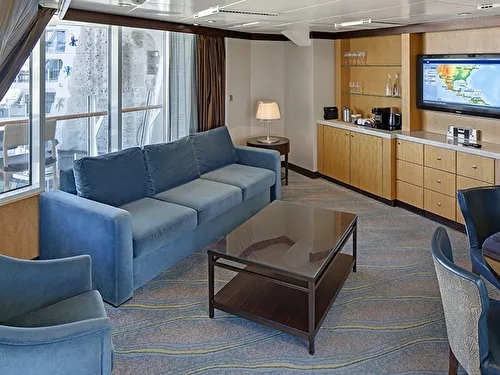 AquaTheater Suite with Large Balcony - 2 Bedroom