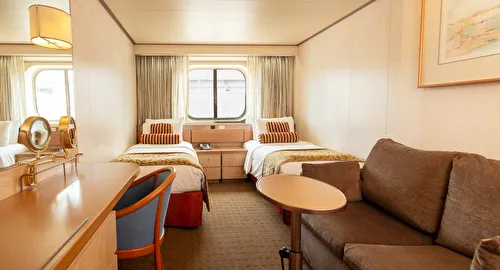 Exterior Cosmos Cabin